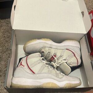 Air Jordan 11 retro size 6